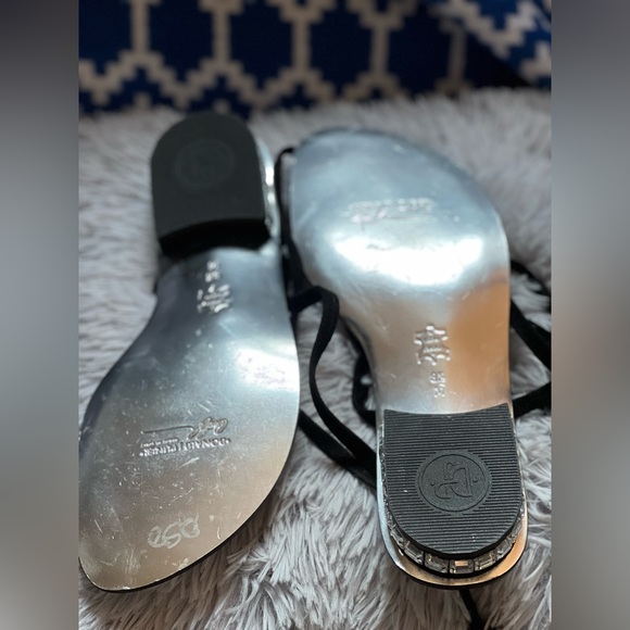 Donald J Pliner sandals - Picture 2 of 4